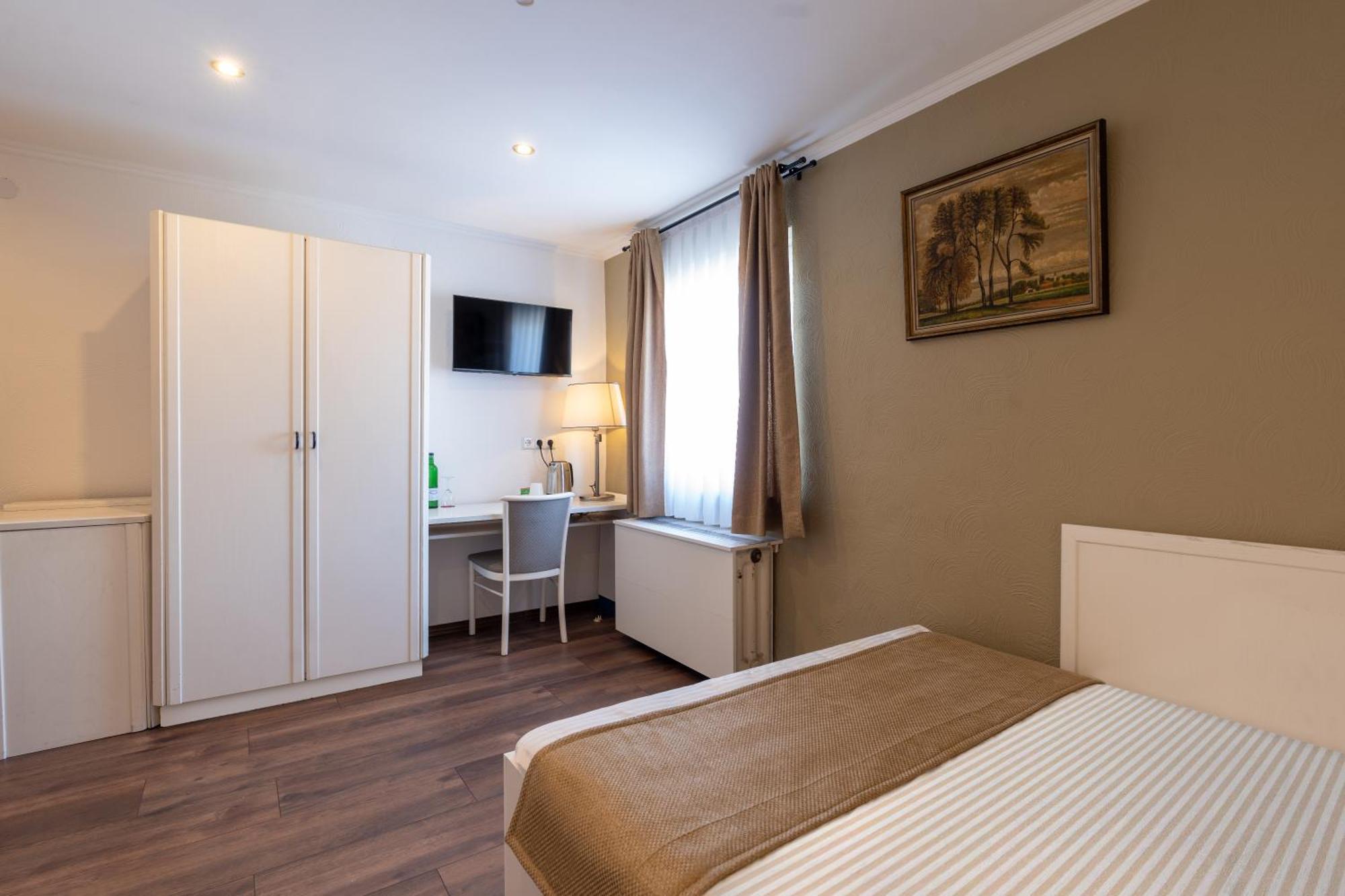 Jupa'S Hotel Dusseldorf Luaran gambar